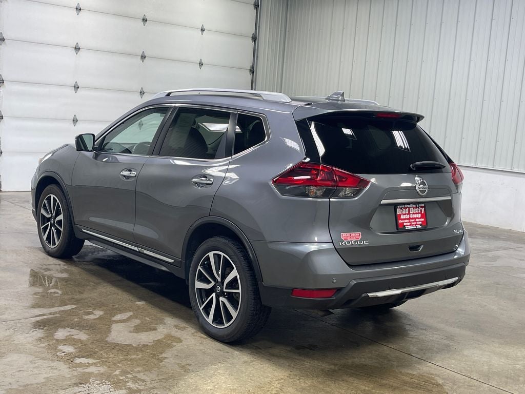 2020 Nissan Rogue SL