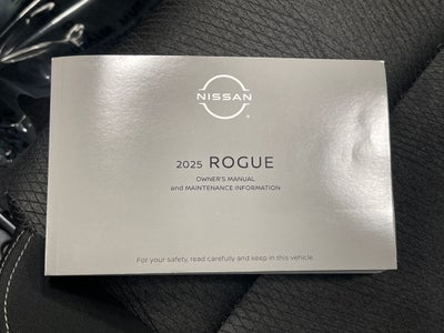 2025 Nissan Rogue SV