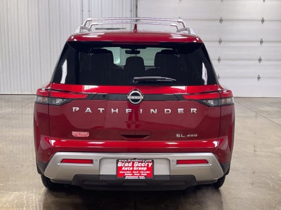 2023 Nissan Pathfinder SL