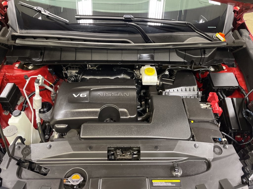 2023 Nissan Pathfinder SL