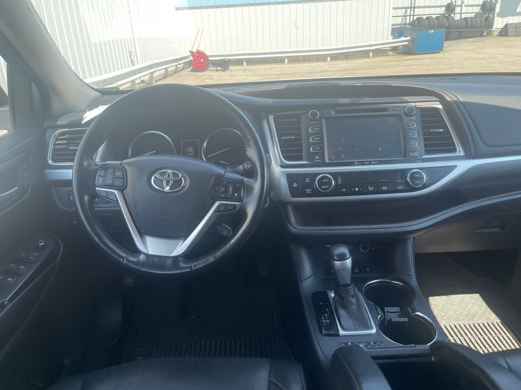 2017 Toyota Highlander Limited Platinum