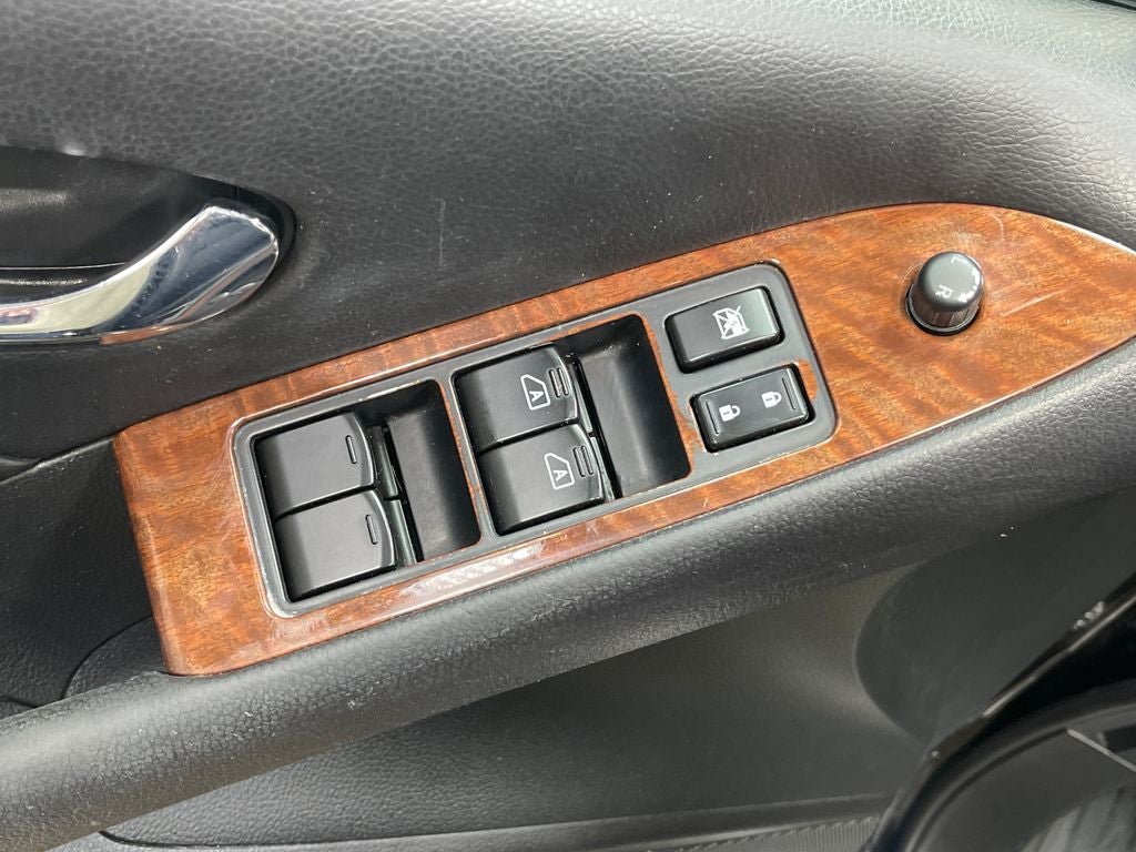 2009 Nissan Murano LE
