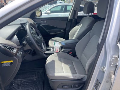 2017 Hyundai Santa Fe SE
